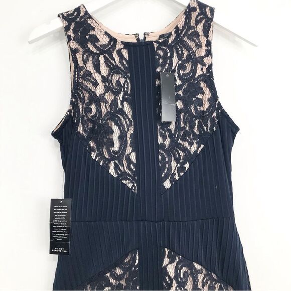 The Limited Navy Blue Lace Panel Rib Stretch Cream Lined Sleeveless Dress NEW - Picture 2 of 16